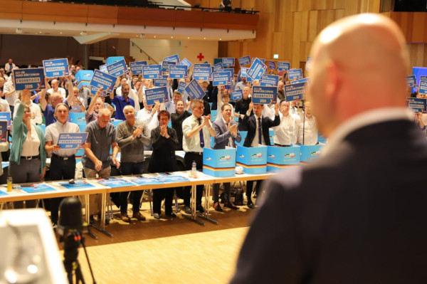 AfD Baden-Württemberg wählt Frohnmaier zum Spitzenkandidaten!